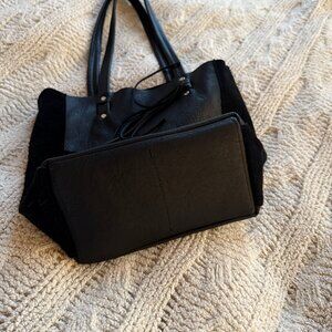 Lara B Small Tote with Tassel NWT
